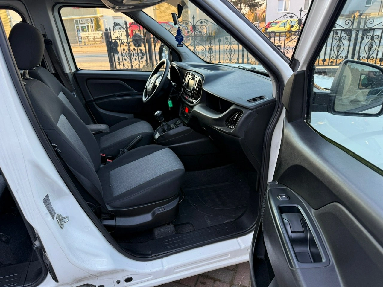 Fiat Doblo - Zdjęcie 21