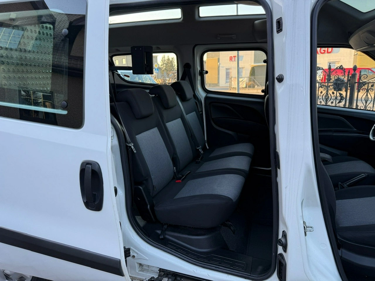 Fiat Doblo - Zdjęcie 22
