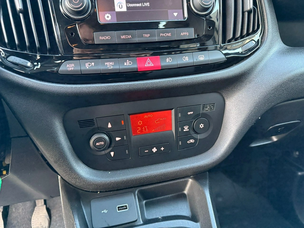 Fiat Doblo - Zdjęcie 18