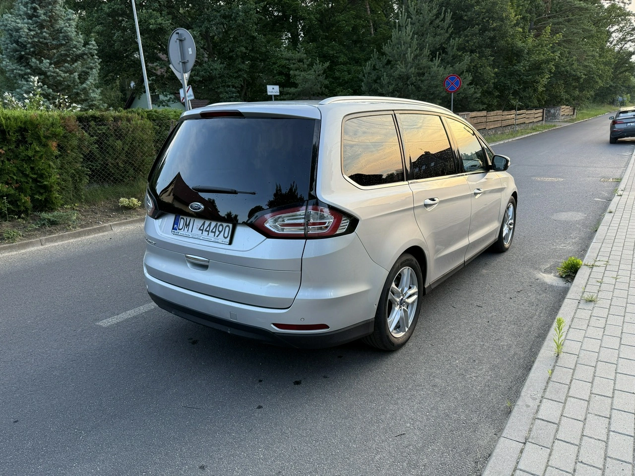 Ford Galaxy - Zdjęcie 16