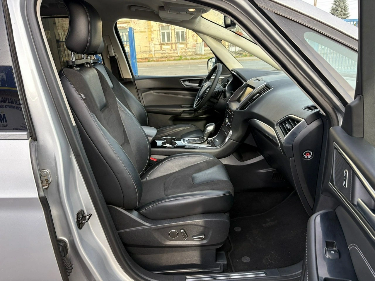 Ford Galaxy - Zdjęcie 27