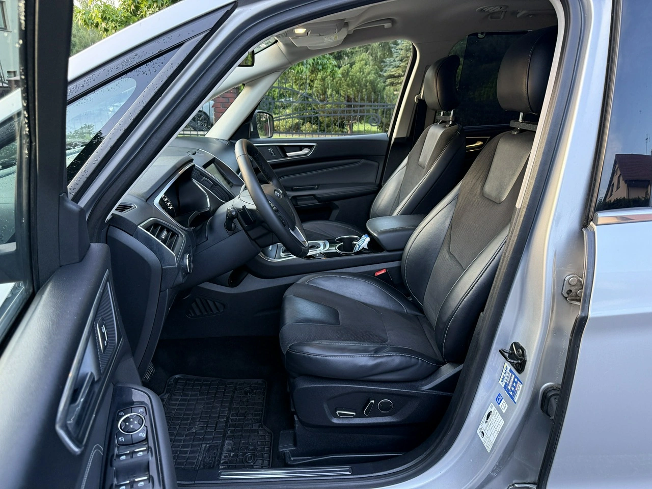 Ford Galaxy - Zdjęcie 28