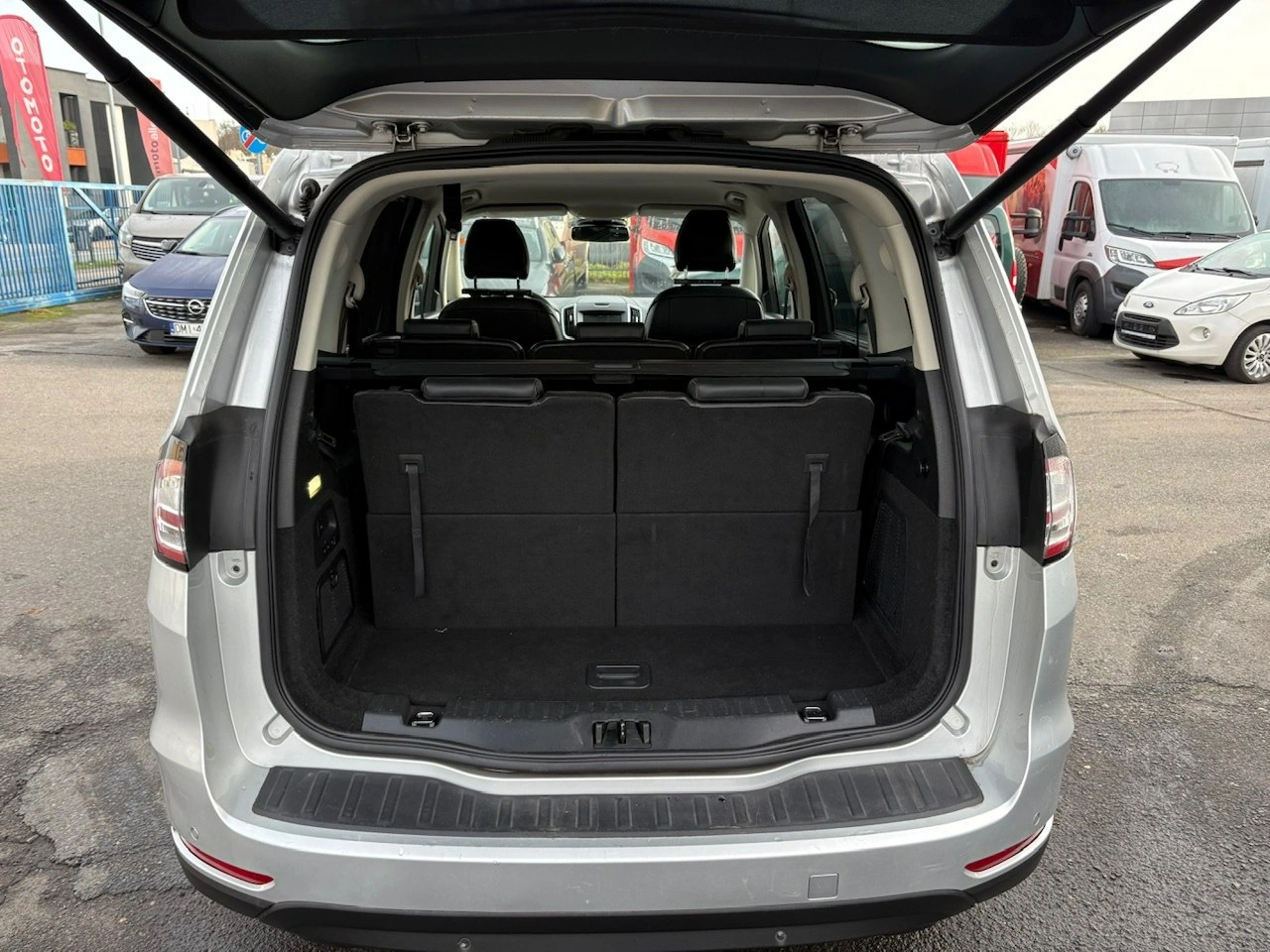 Ford Galaxy - Zdjęcie 33