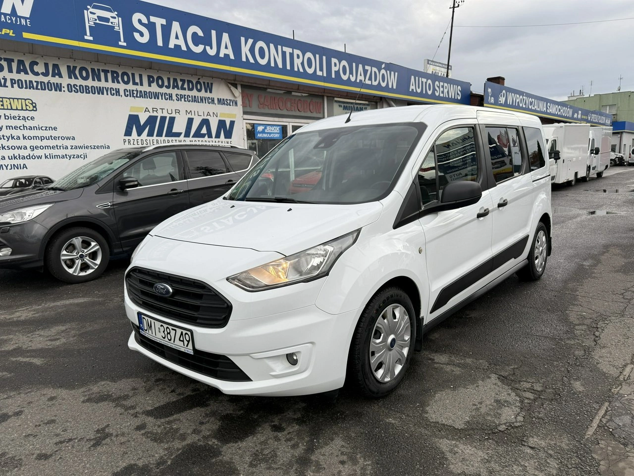 Ford Tourneo Connect - Zdjęcie 1