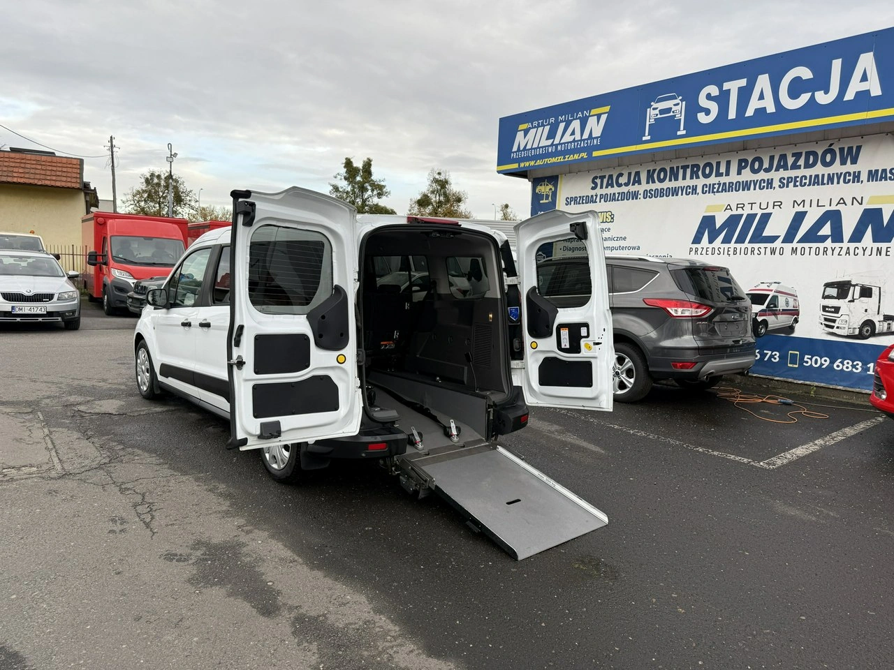 Ford Tourneo Connect - Zdjęcie 6