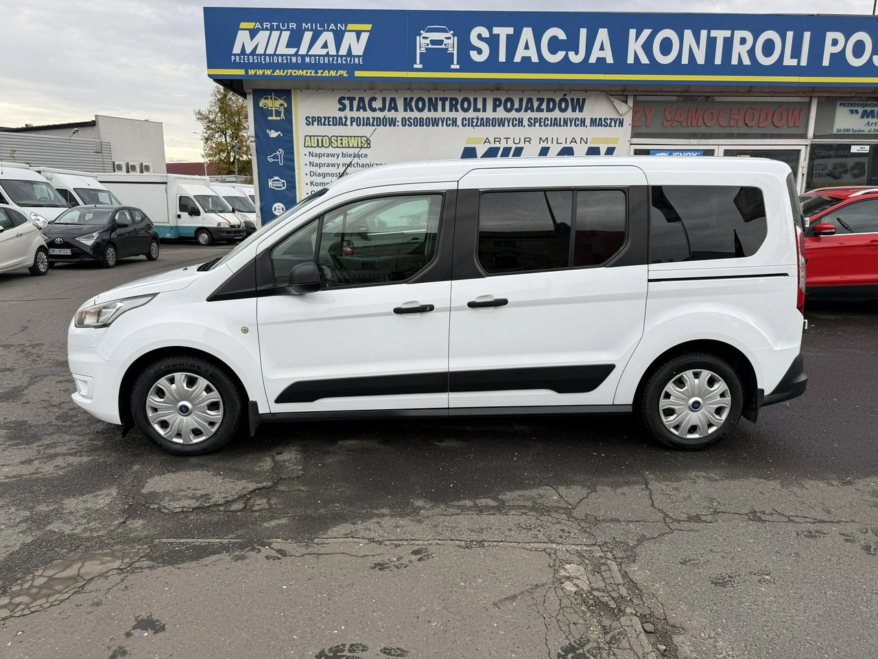 Ford Tourneo Connect - Zdjęcie 9