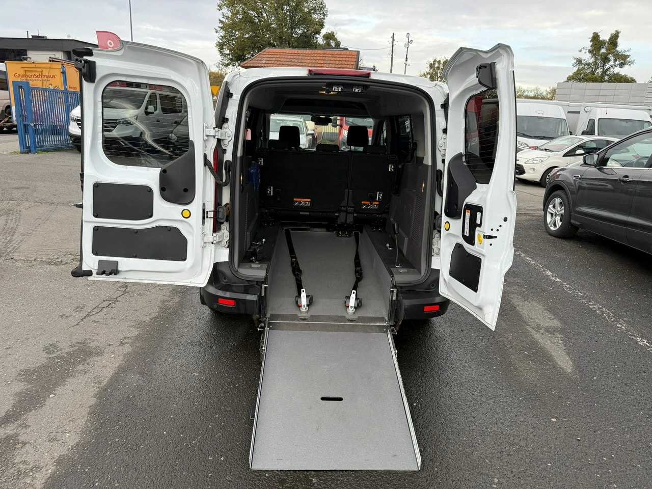Ford Tourneo Connect - Główne zdjęcie