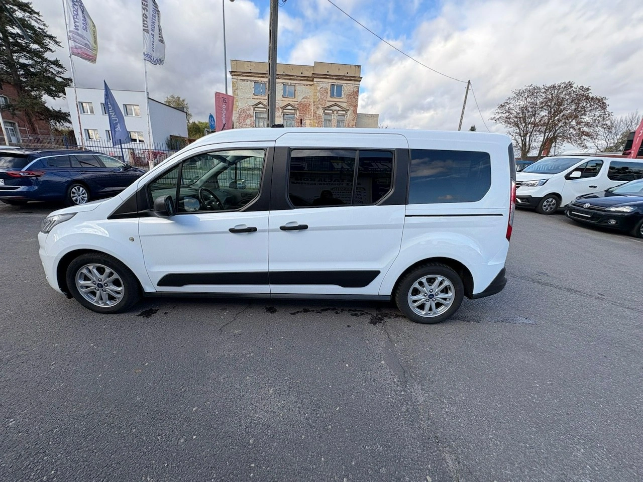 Ford Tourneo Connect - Zdjęcie 10