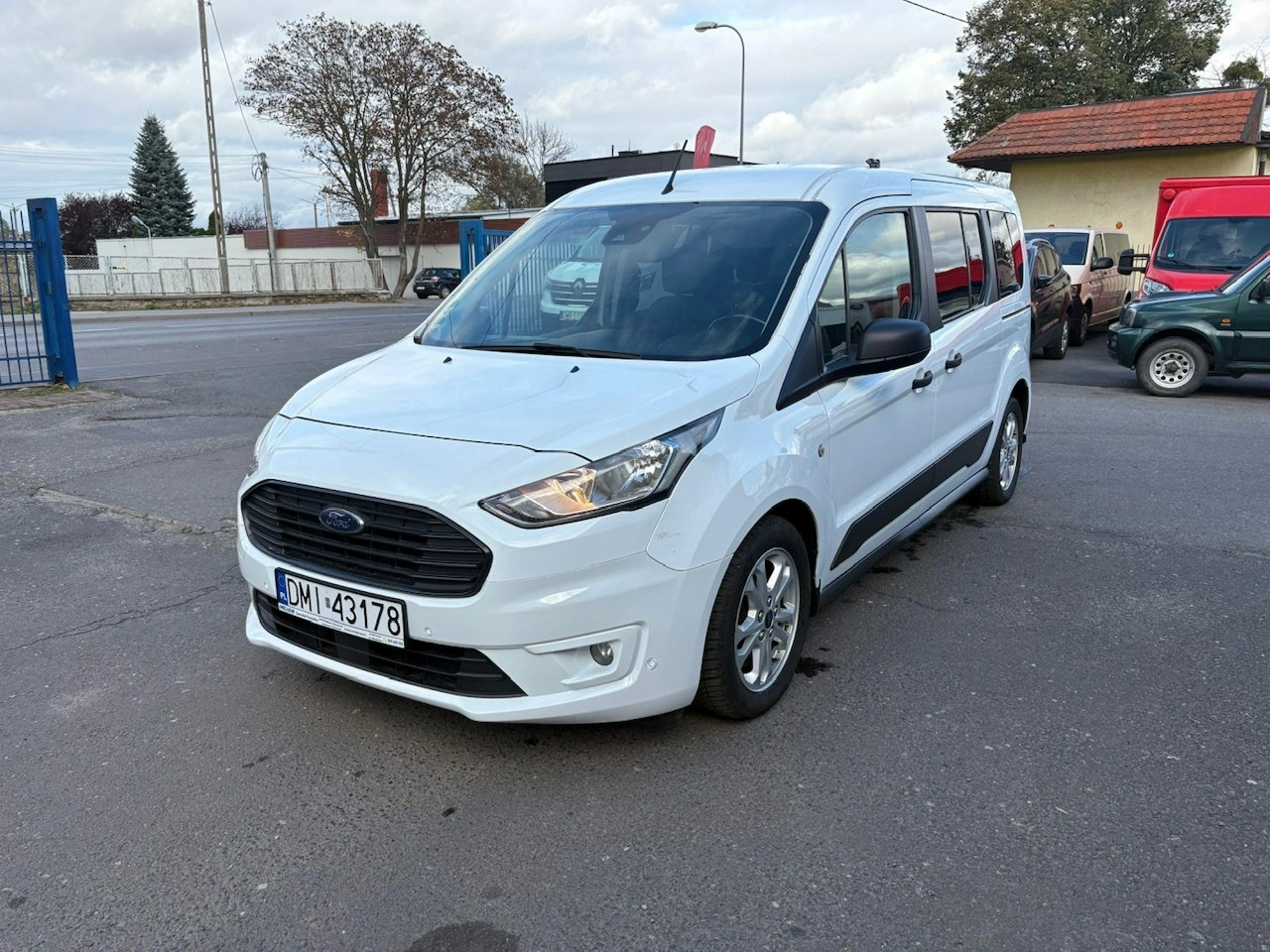 Ford Tourneo Connect - Zdjęcie 11