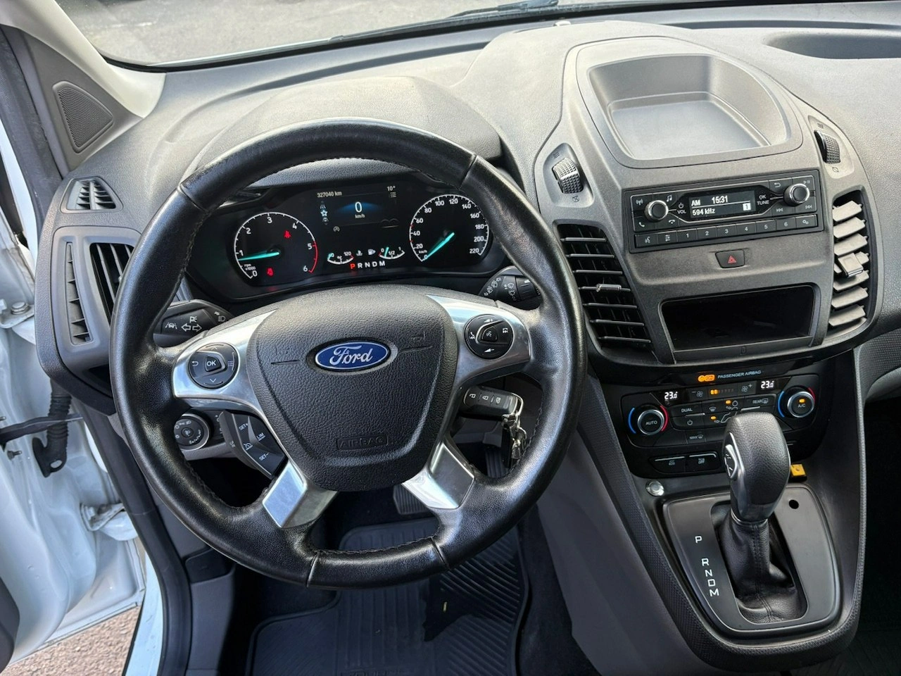 Ford Tourneo Connect - Zdjęcie 15