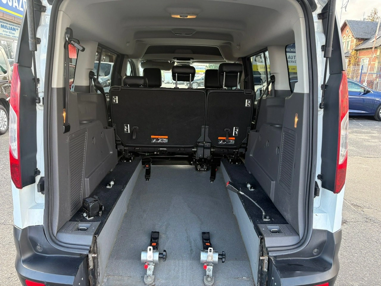 Ford Tourneo Connect - Zdjęcie 4