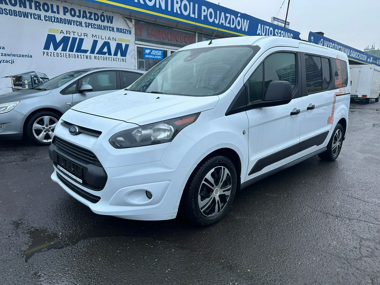 Ford Tourneo Connect - Zdjęcie 2