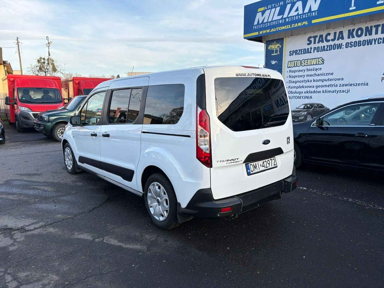 Ford Tourneo Connect - Zdjęcie 10
