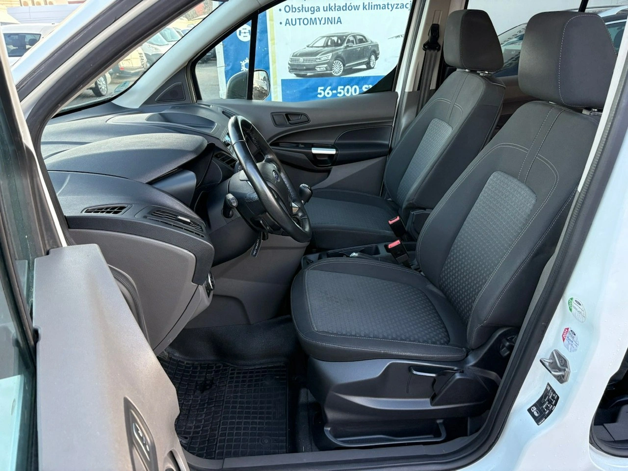 Ford Tourneo Connect - Zdjęcie 17