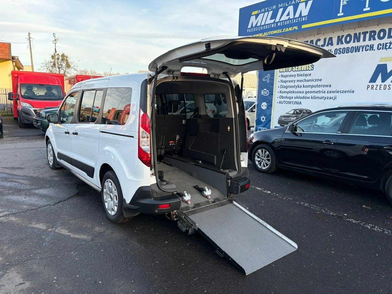 Ford Tourneo Connect - Zdjęcie 1