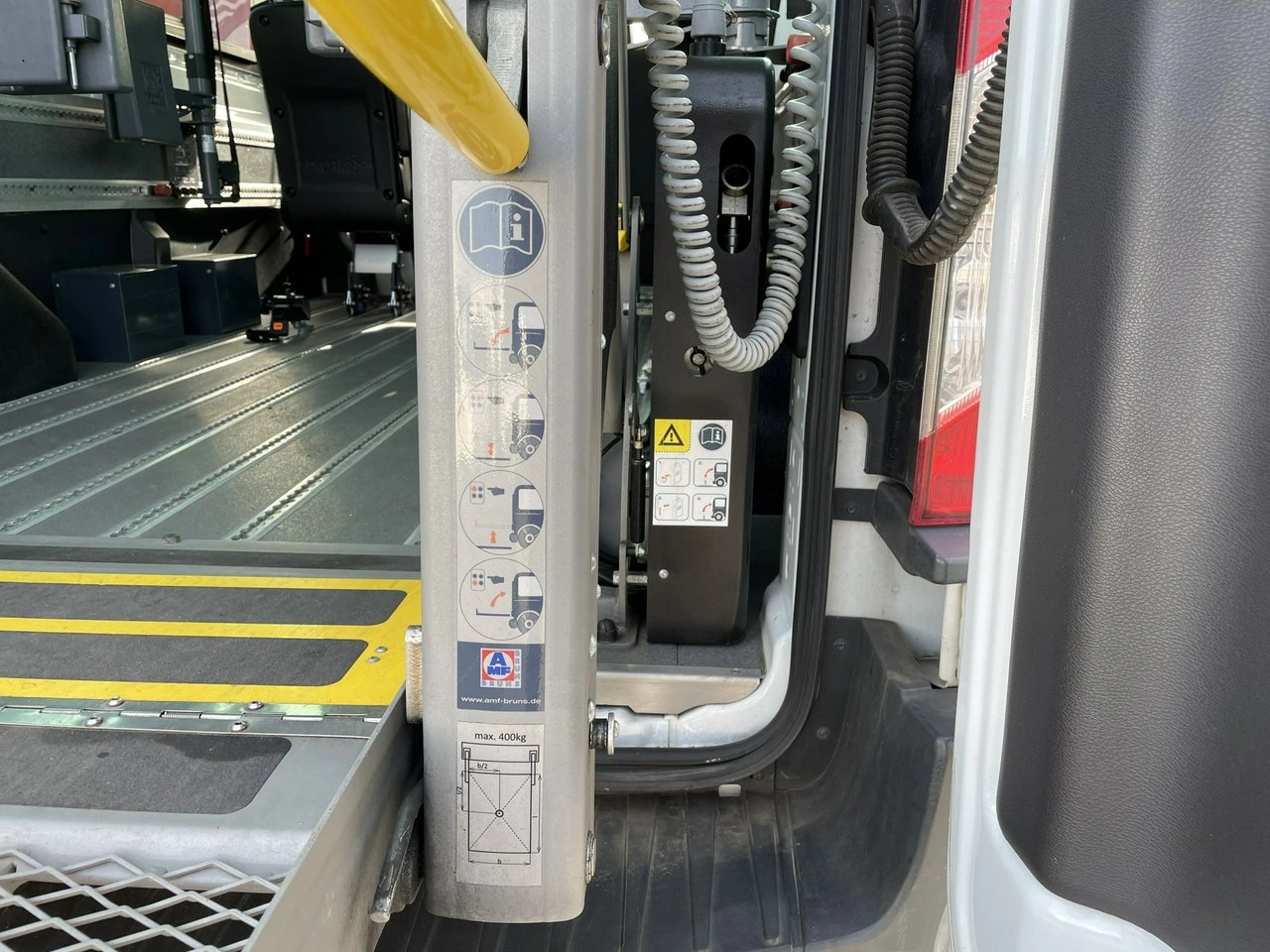 Ford Transit - Zdjęcie 17