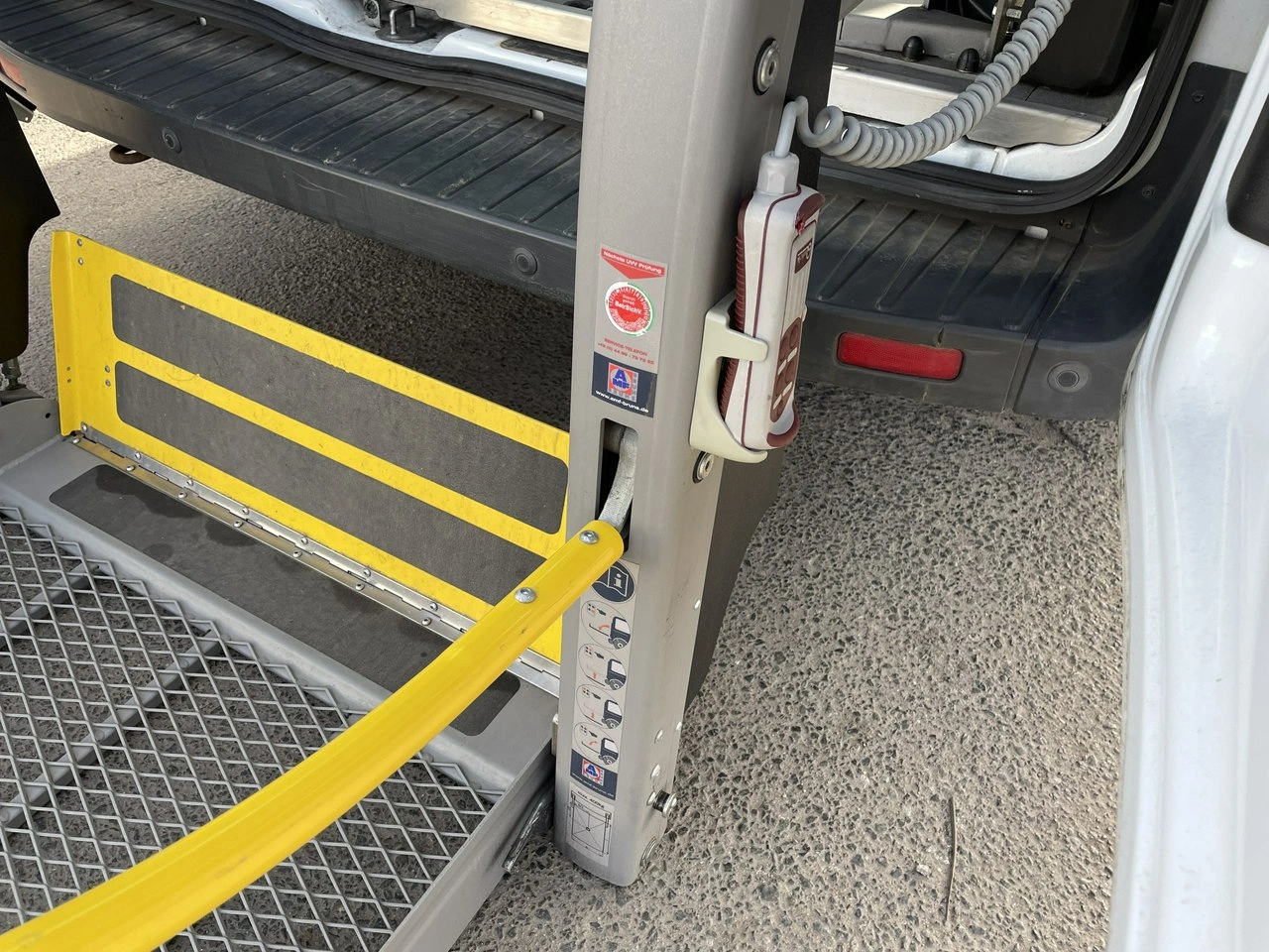 Ford Transit - Zdjęcie 21