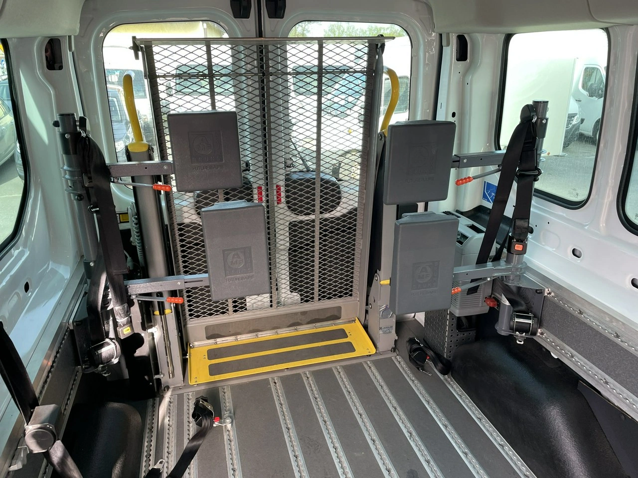 Ford Transit - Zdjęcie 8