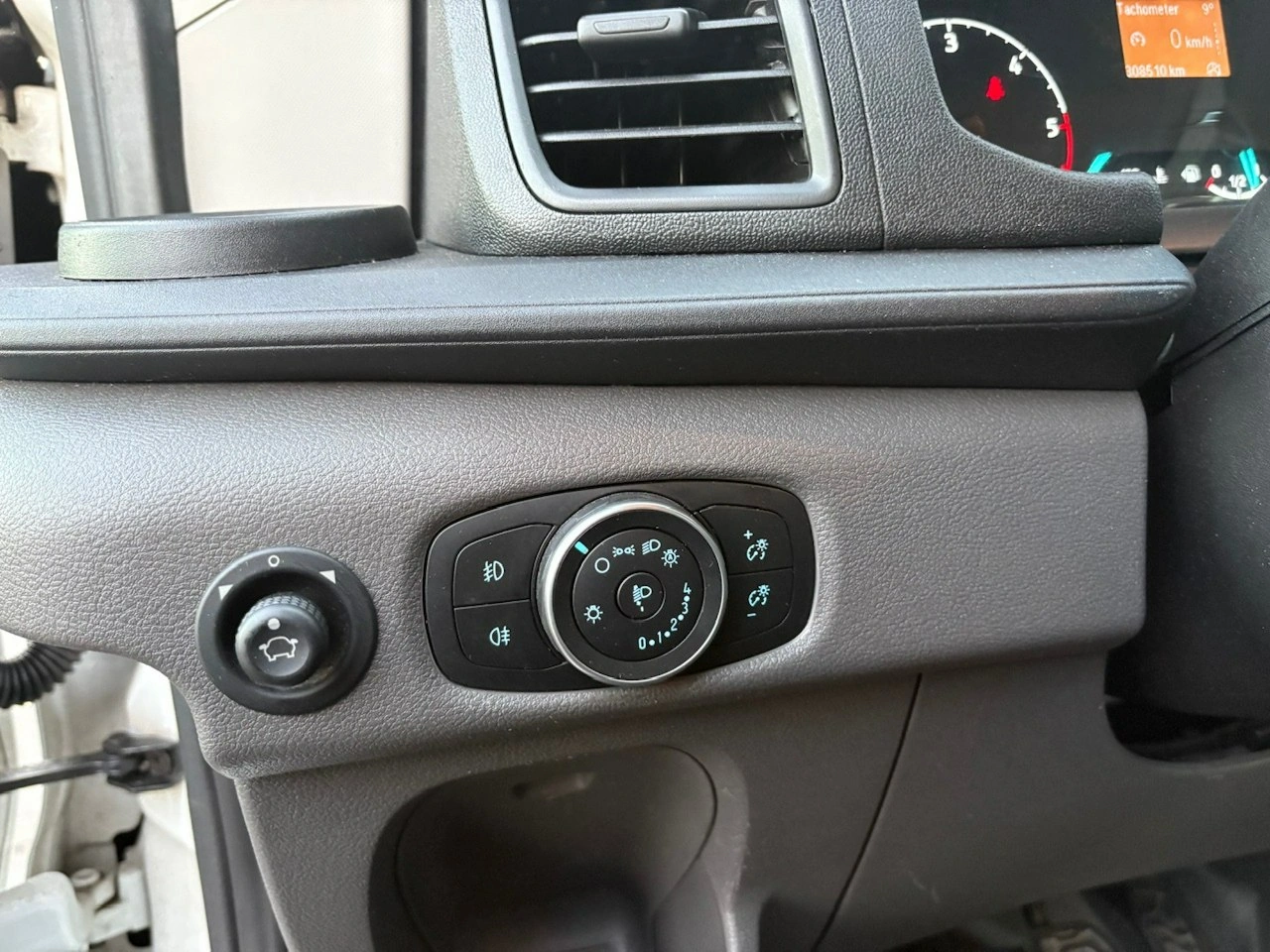 Ford Transit - Zdjęcie 21