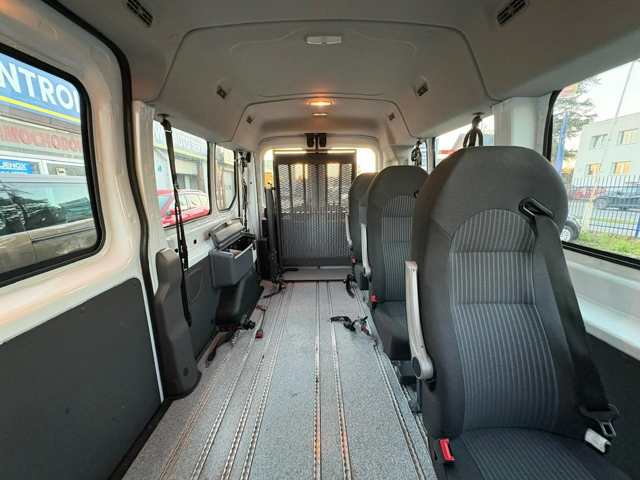Ford Transit - Zdjęcie 25