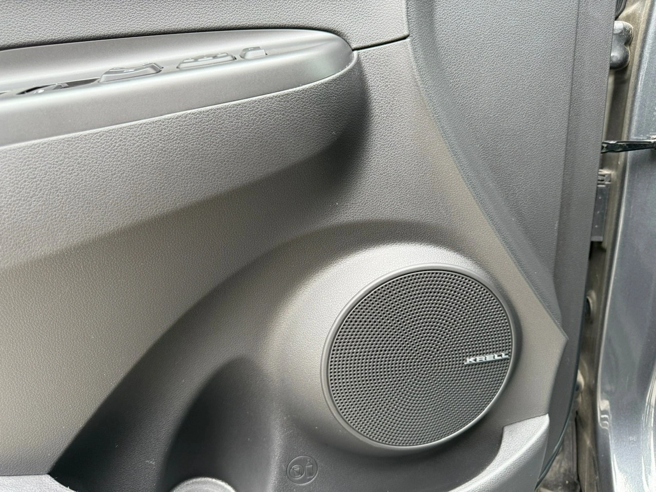 Hyundai Kona - Zdjęcie 12