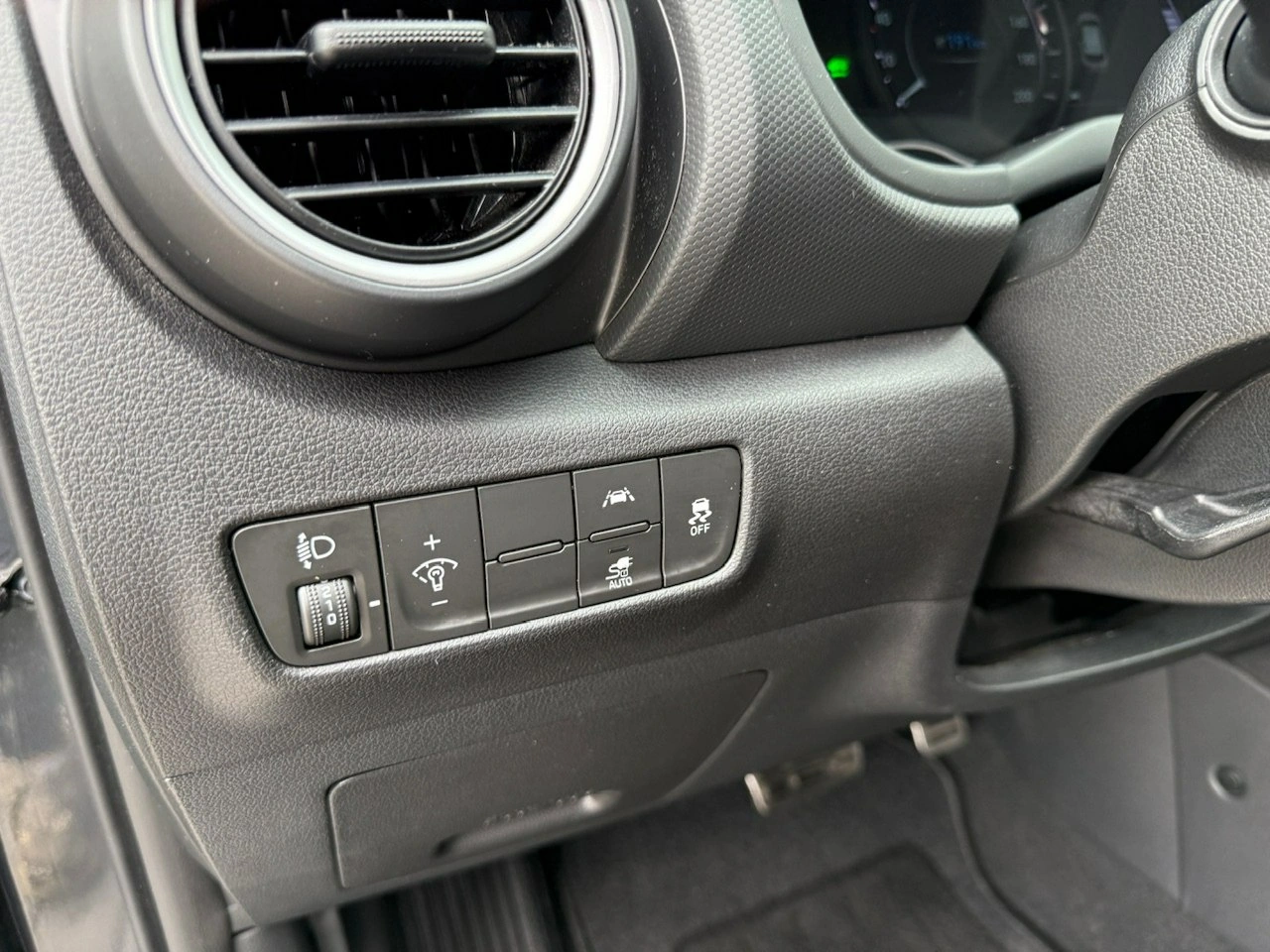 Hyundai Kona - Zdjęcie 14