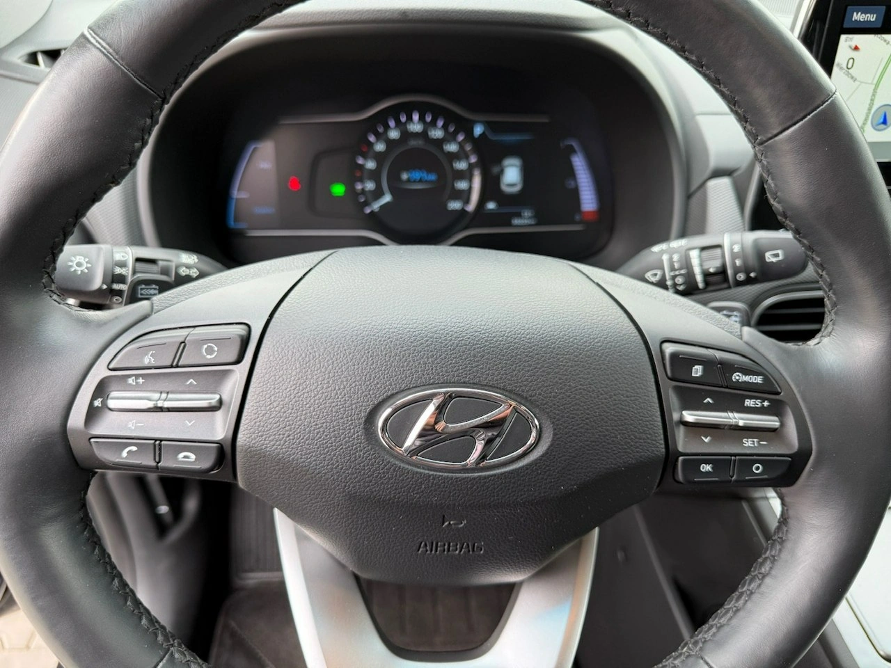 Hyundai Kona - Zdjęcie 16