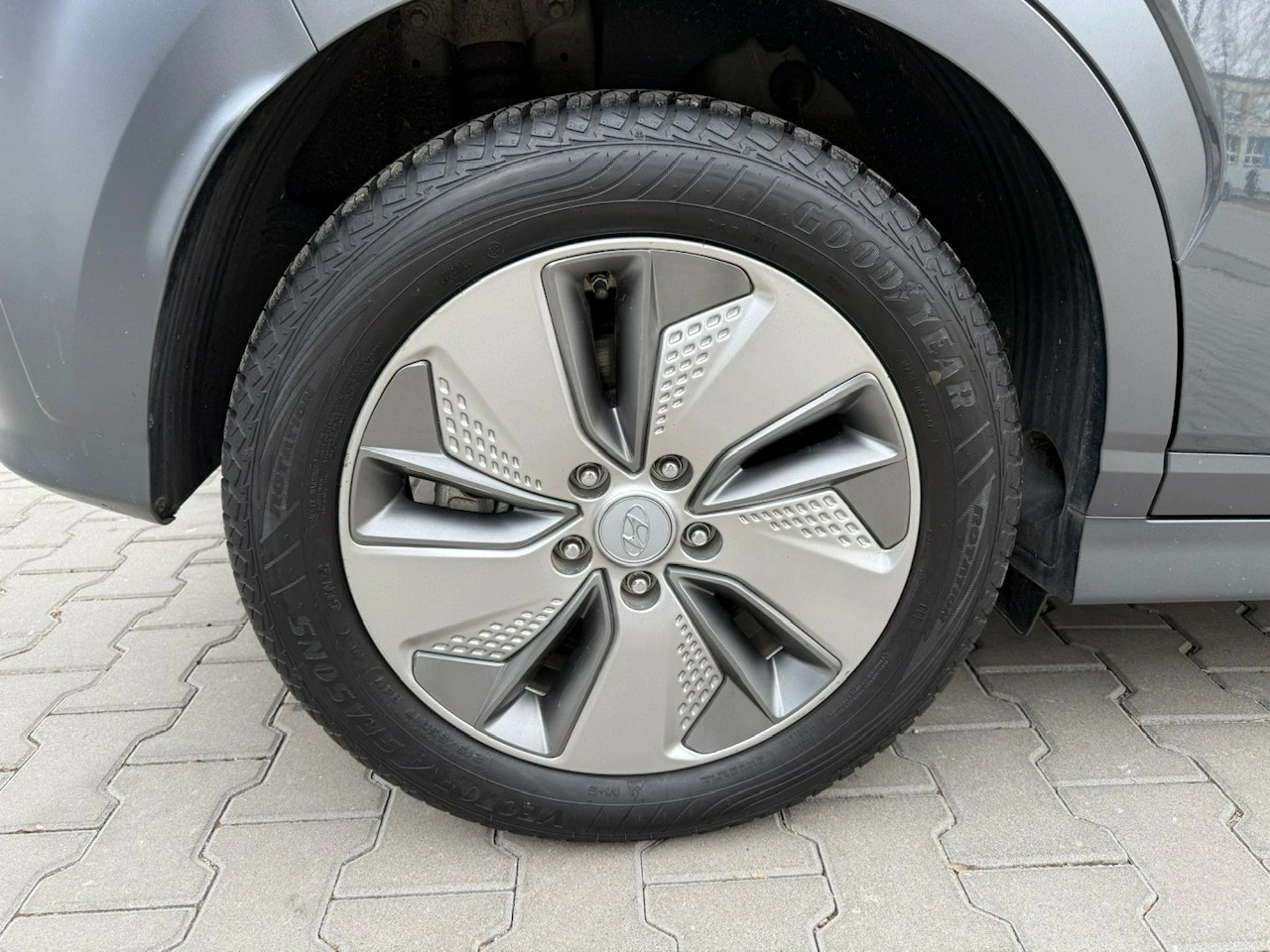 Hyundai Kona - Zdjęcie 29