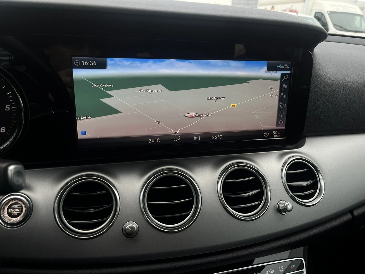 Mercedes E 220 - Zdjęcie 26