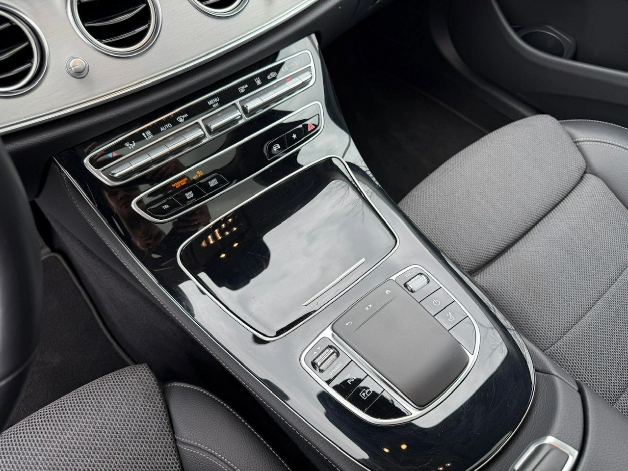 Mercedes E 300 - Zdjęcie 15