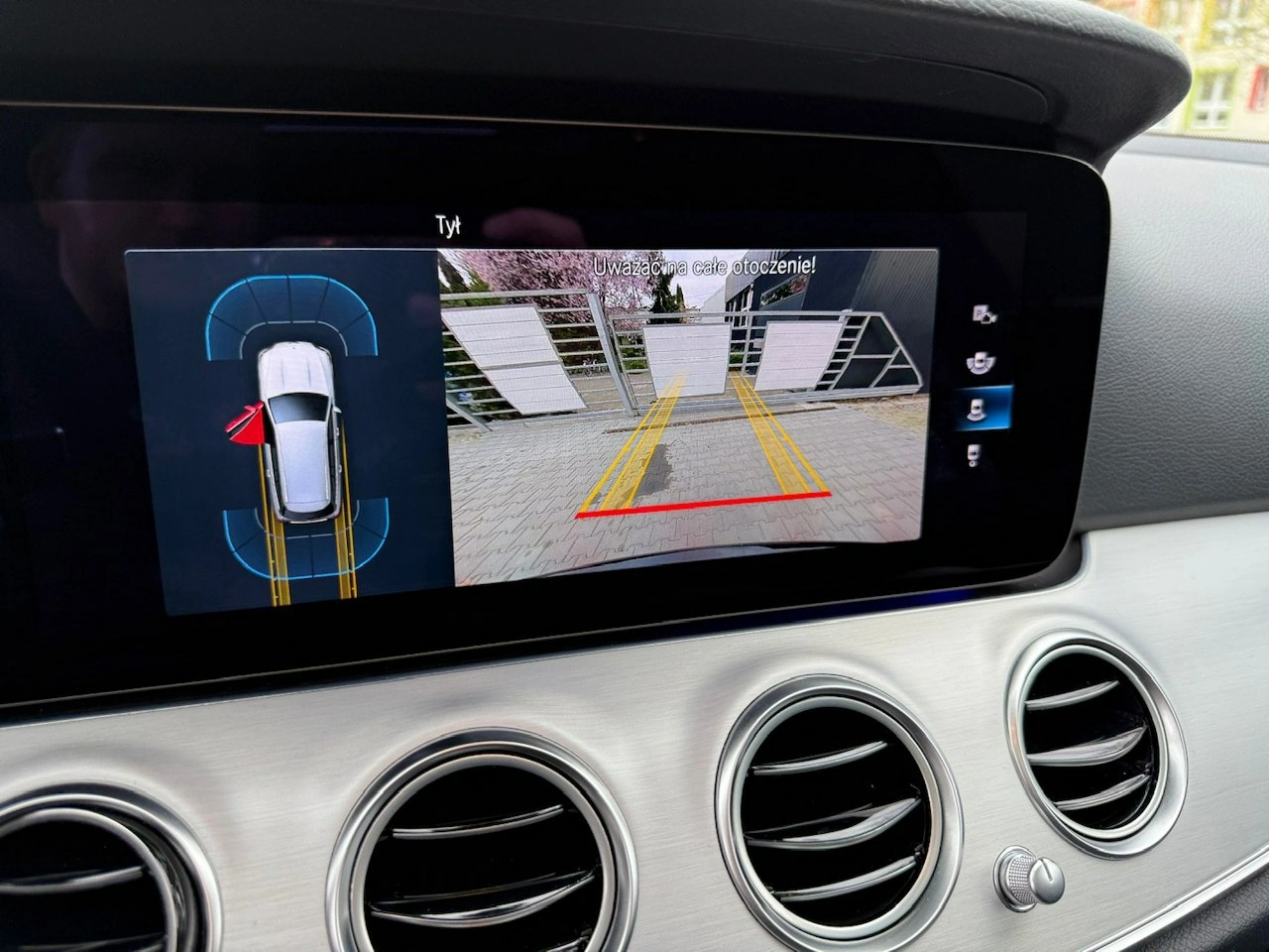 Mercedes E 300 - Zdjęcie 16