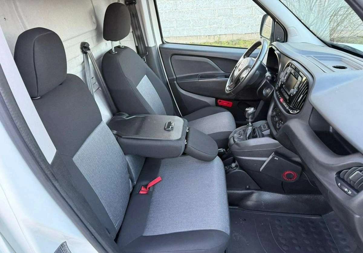 Fiat Doblo - Zdjęcie 12