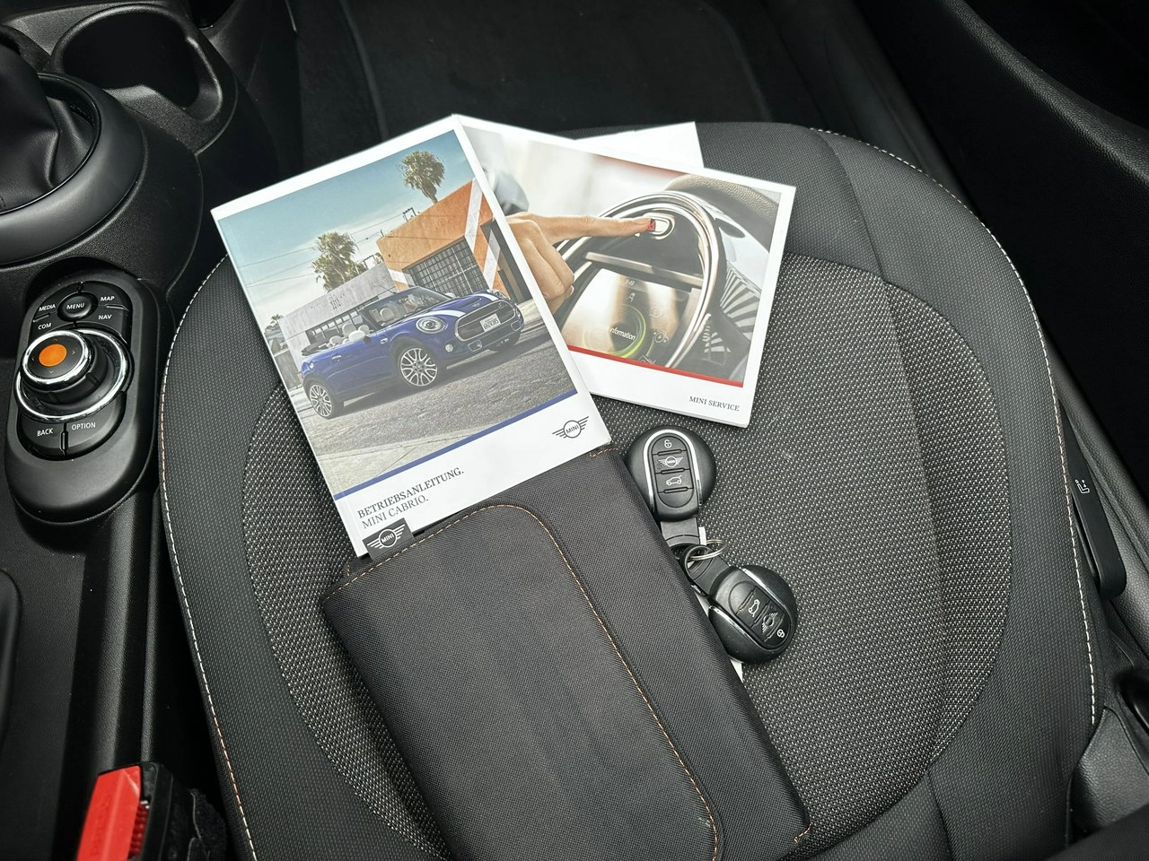 MINI Cabrio - Zdjęcie 32