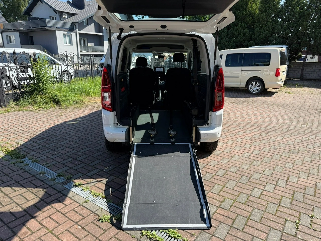 Opel Combo - Zdjęcie 1