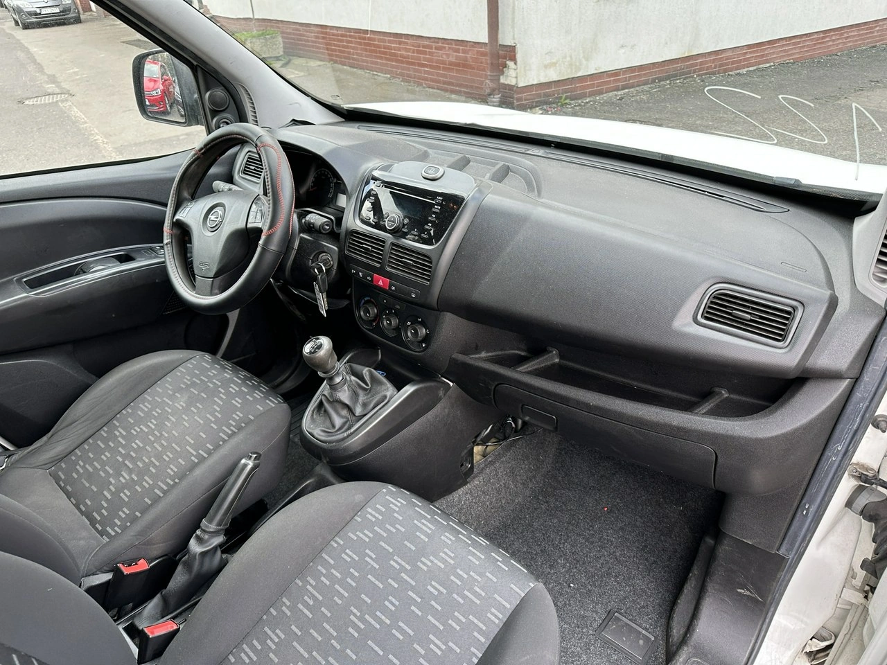 Opel Combo - Zdjęcie 8