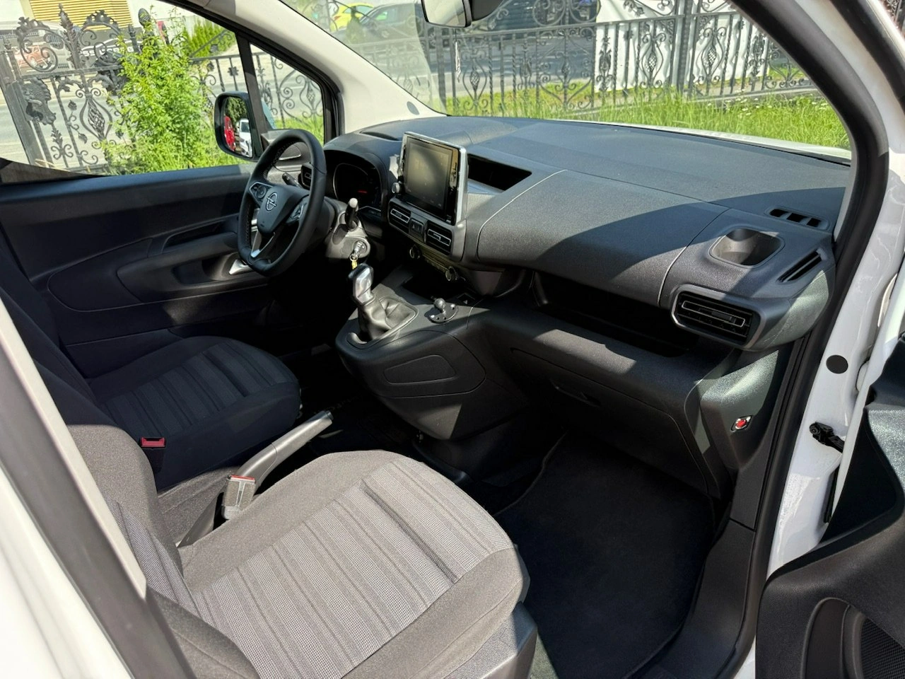 Opel Combo Life - Zdjęcie 23