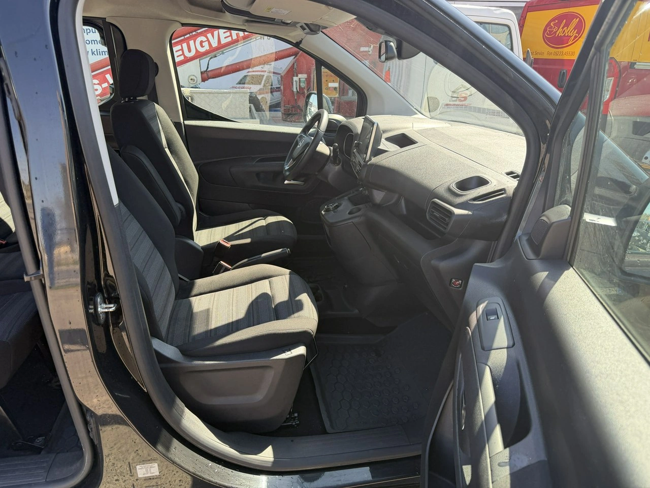 Opel Combo Life - Zdjęcie 14