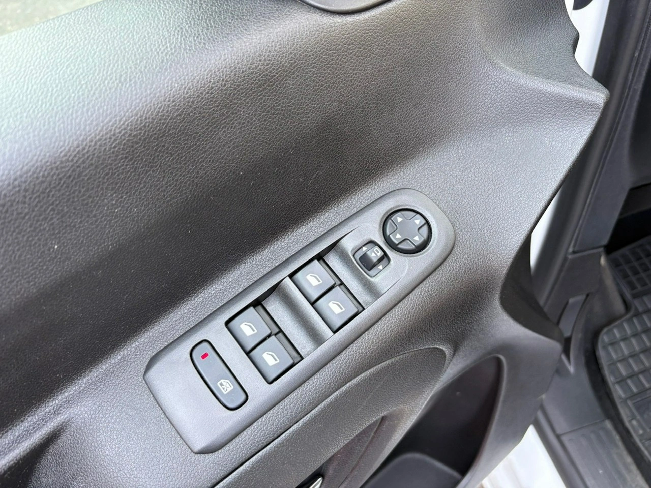 Opel Combo Life - Zdjęcie 16