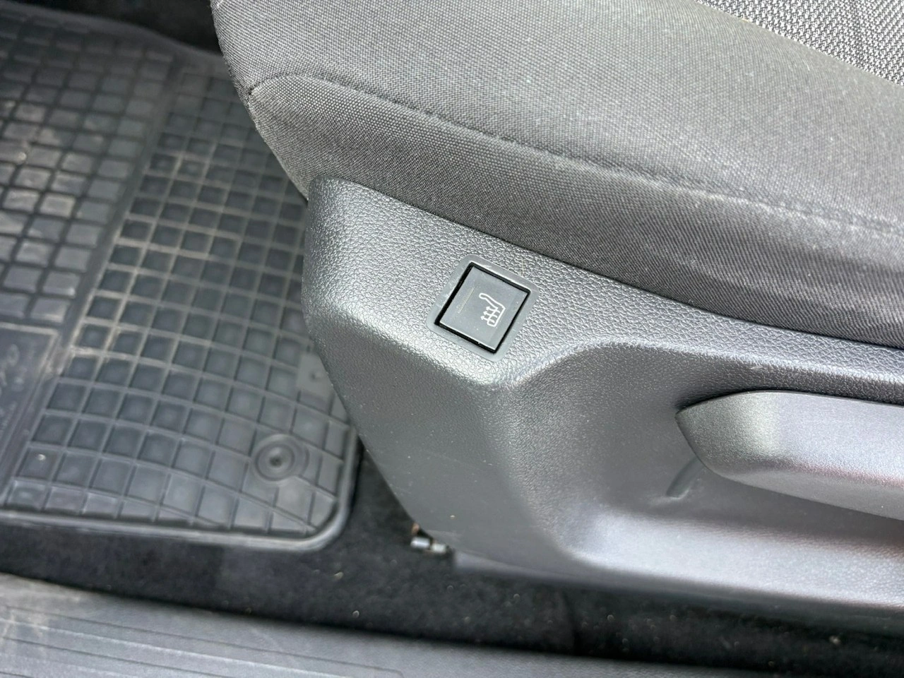 Opel Combo Life - Zdjęcie 21