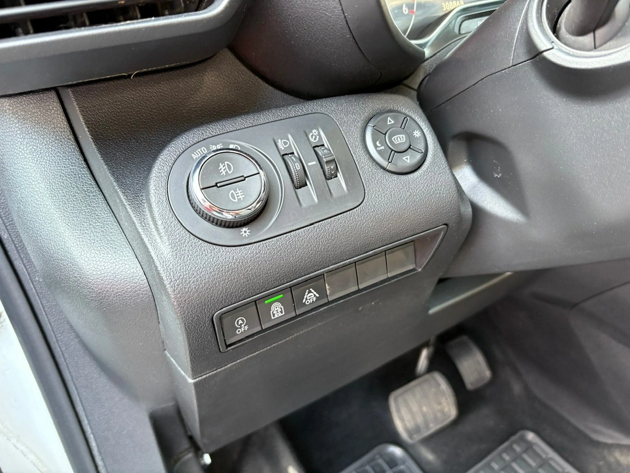 Opel Combo Life - Zdjęcie 20