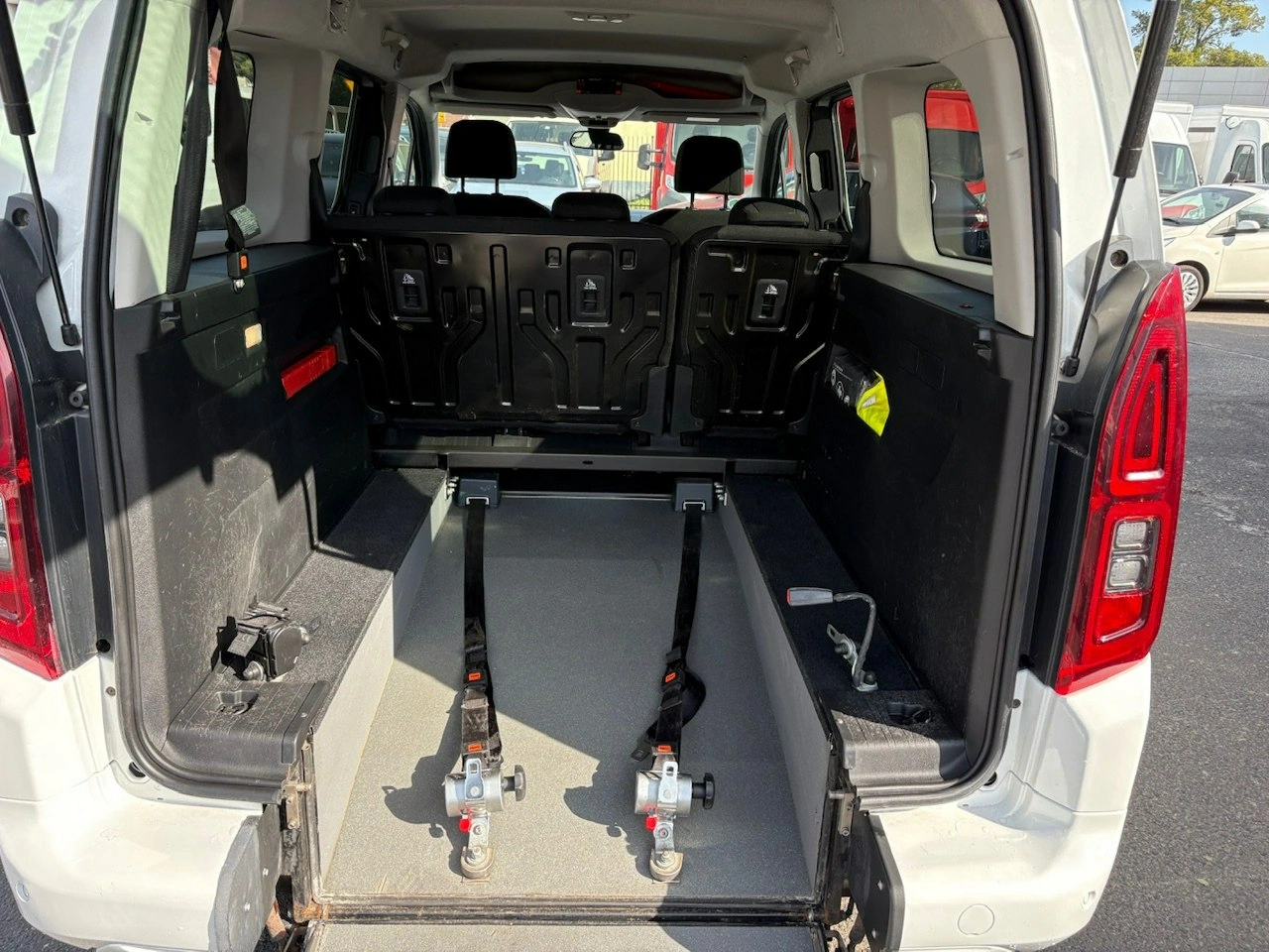 Opel Combo Life - Zdjęcie 8