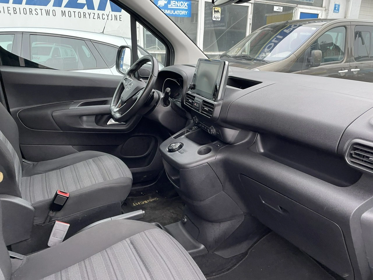 Opel Combo Life - Zdjęcie 27