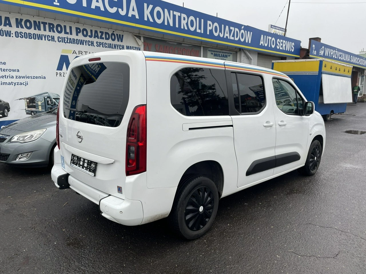 Opel Combo Life - Zdjęcie 28