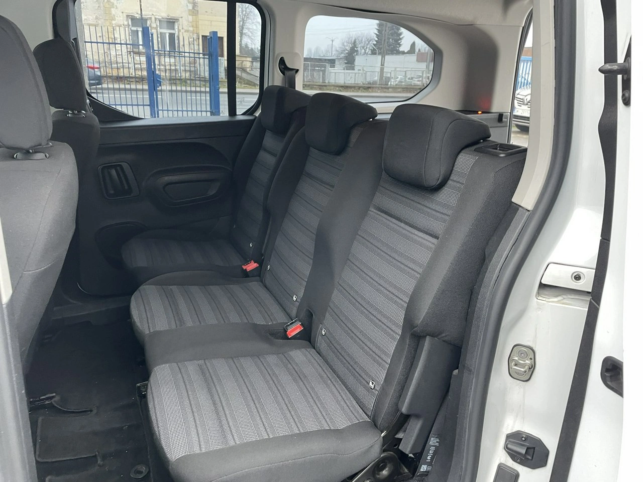 Opel Combo Life - Zdjęcie 18