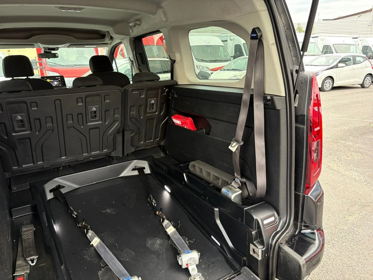 Opel Combo Life - Zdjęcie 11