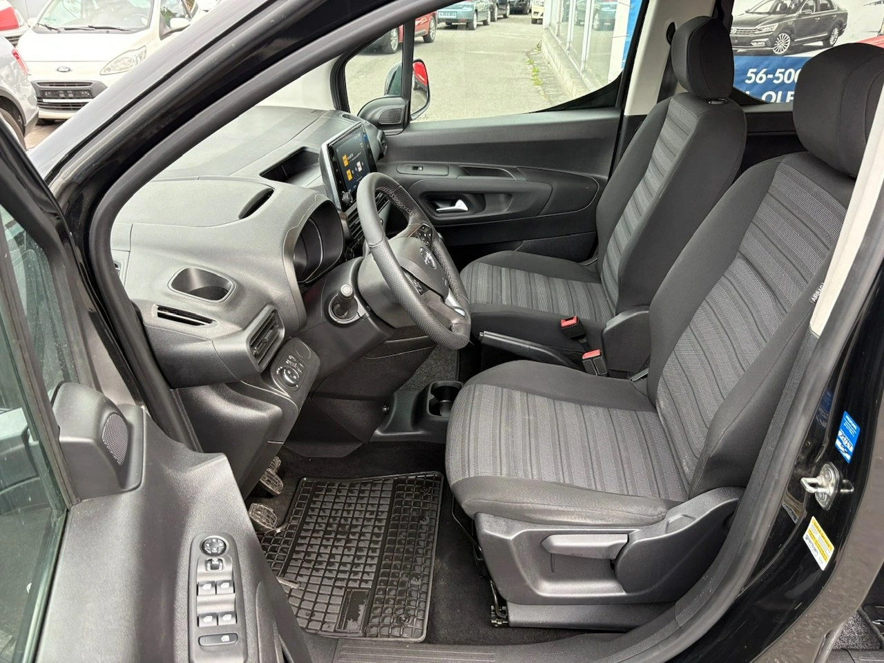 Opel Combo Life - Zdjęcie 20