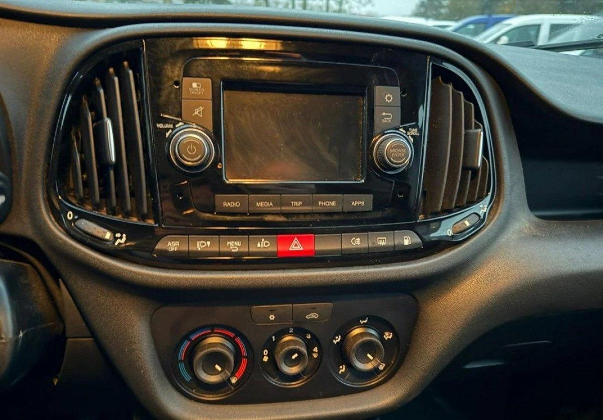Fiat Doblo - Zdjęcie 12