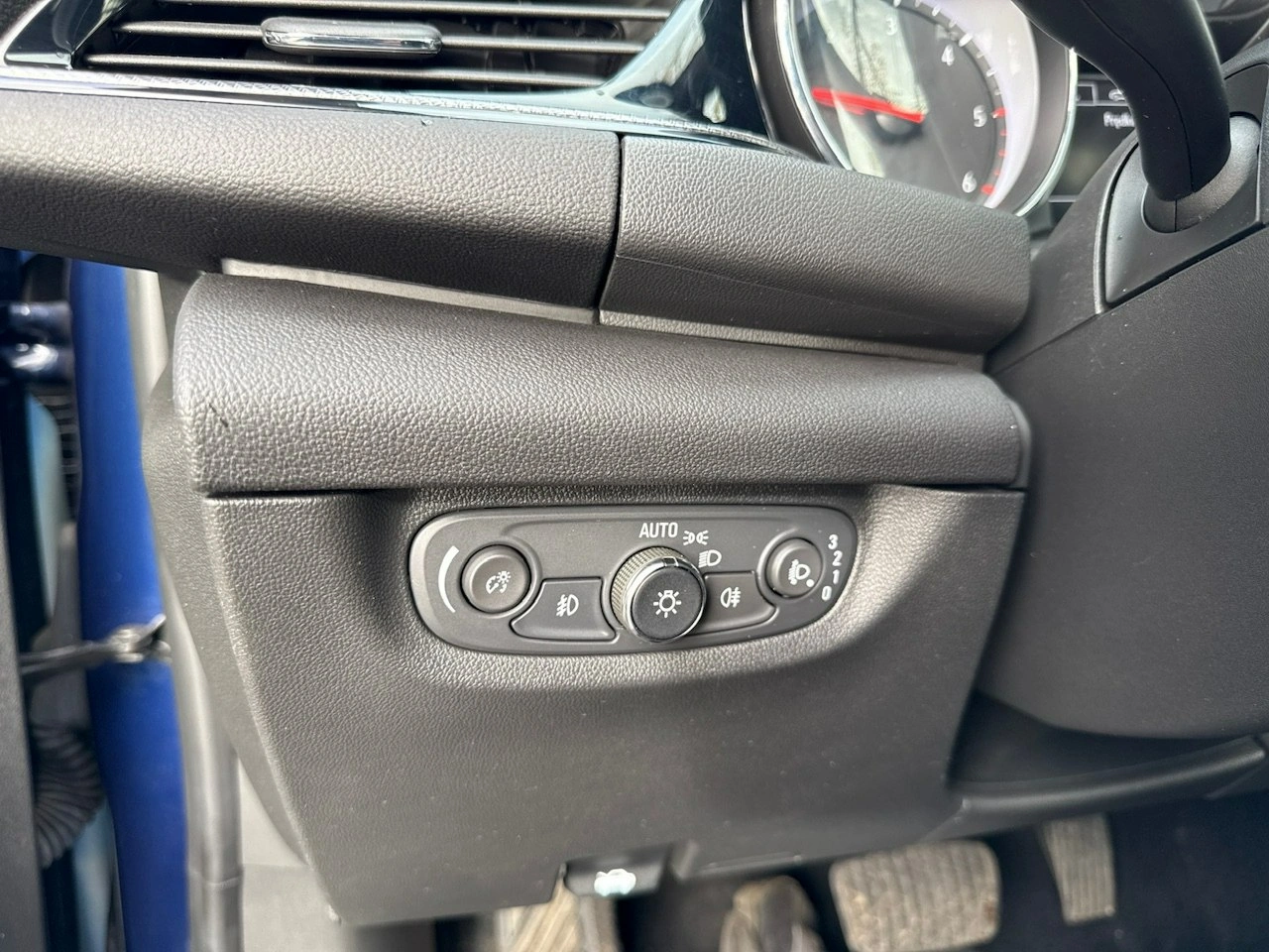 Opel Insignia - Zdjęcie 18