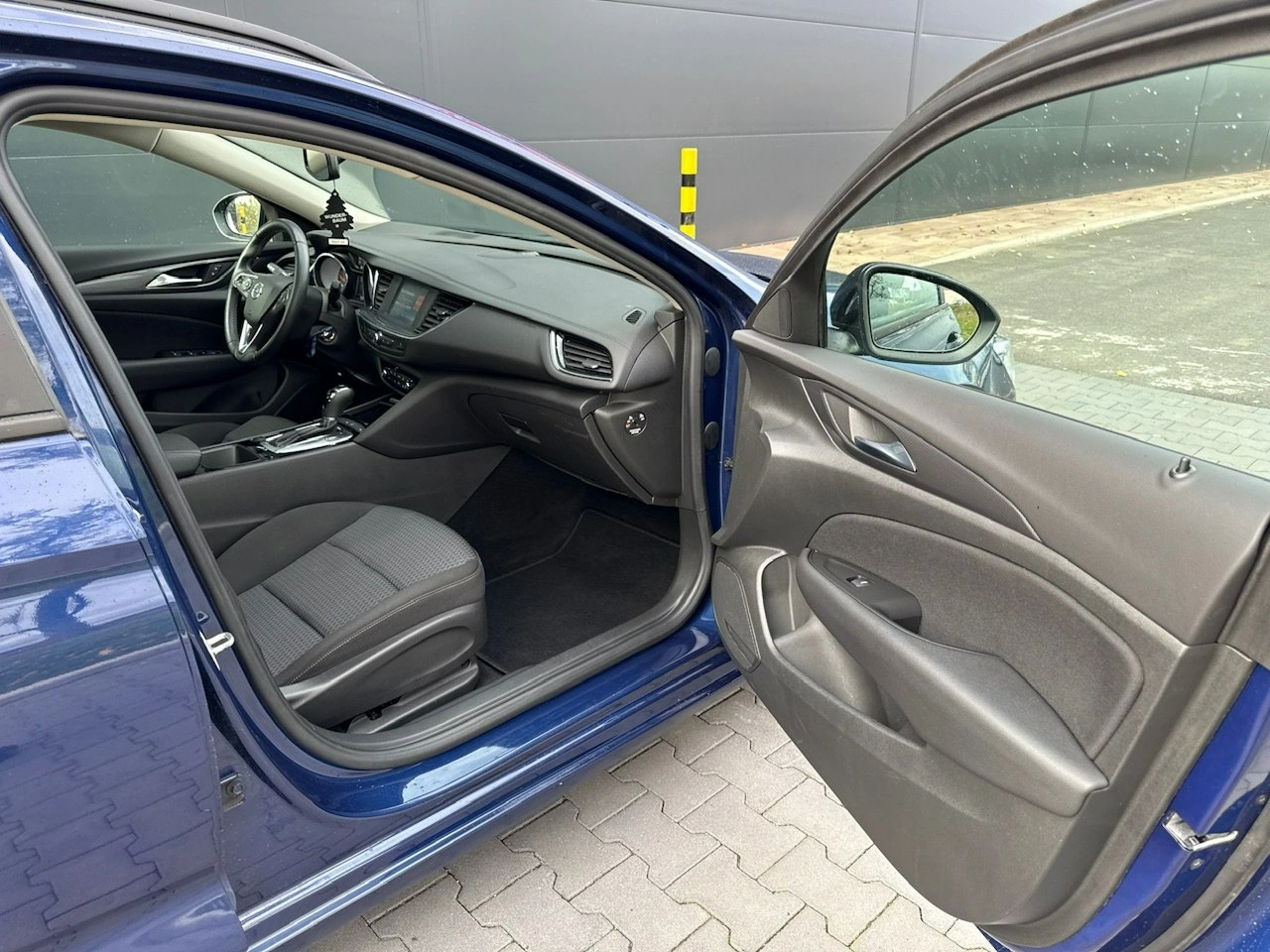 Opel Insignia - Zdjęcie 30