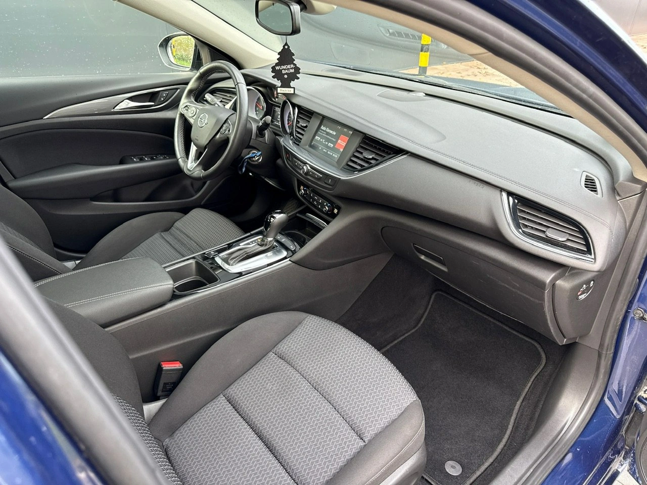 Opel Insignia - Zdjęcie 32